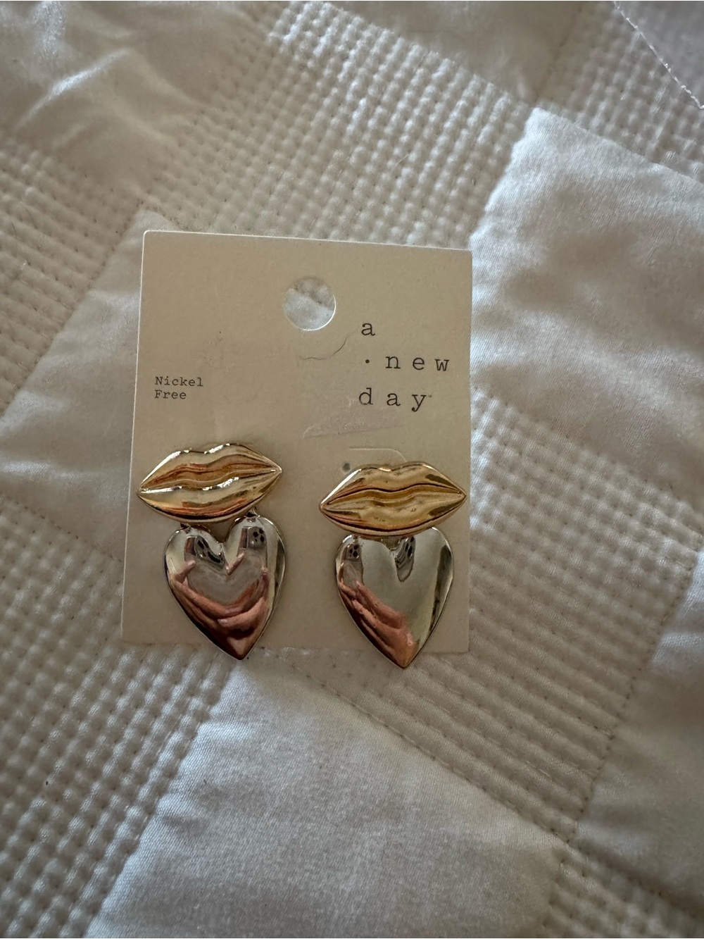 Target Mixed-Metal Lip and Heart Drop Earrings - Gold & Silver